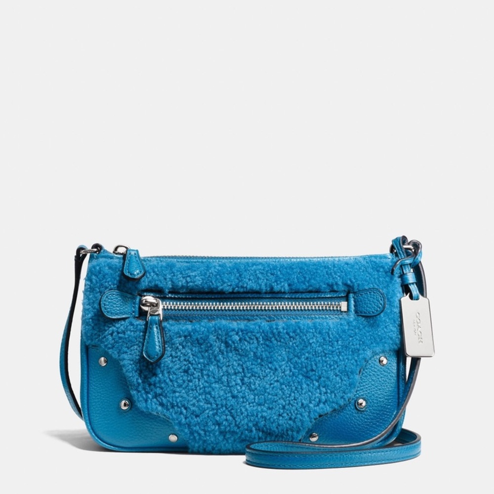 COACH RYDER POCHETTE BLUE SHEARLING